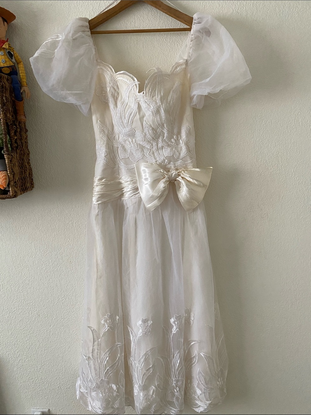 Vintage Satin/Lace Wedding Dress. 1970’s.